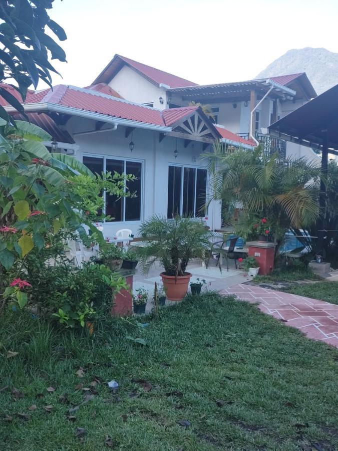 Hosteria Del Centro Santiago Atitlán Exteriér fotografie